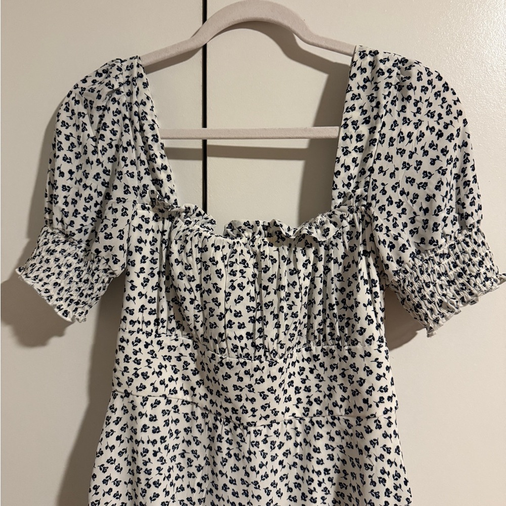 Trixxi White and Navy Floral Dress | Size Medium